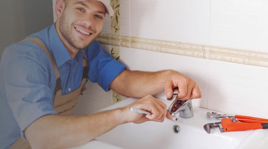 Expert burst pipe repair services in Olean, MO